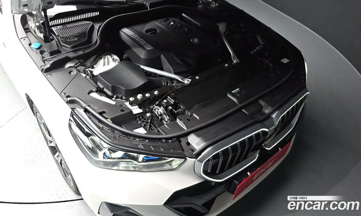 BMW 5 серия 2025 2.0 автомат (гидро), фото 6