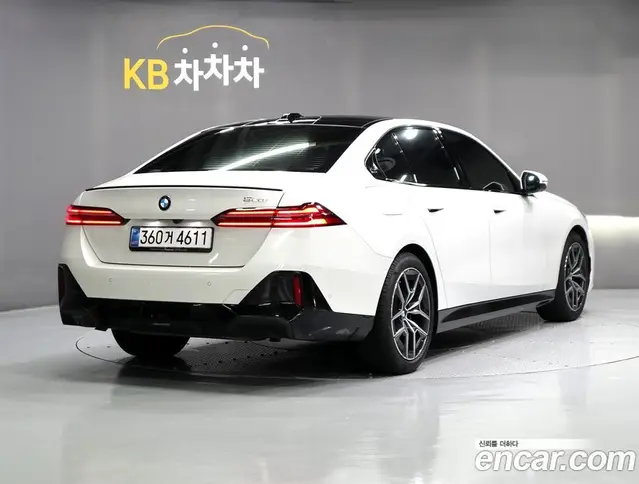 BMW 5 серия 2025 2.0 автомат (гидро), миниатюра 2