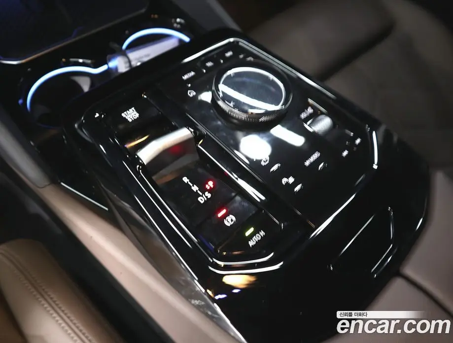 BMW 5 серия 2025 2.0 автомат (гидро), фото 9