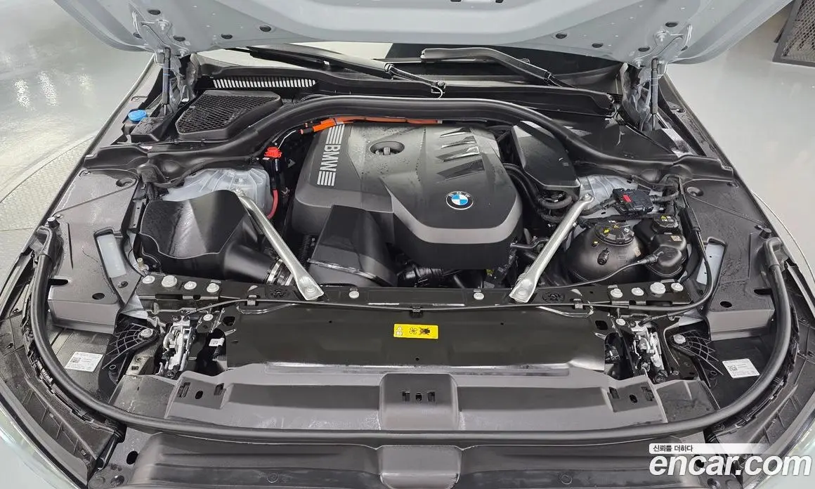 BMW 5 серия 2025 2.0 автомат (гидро), фото 6