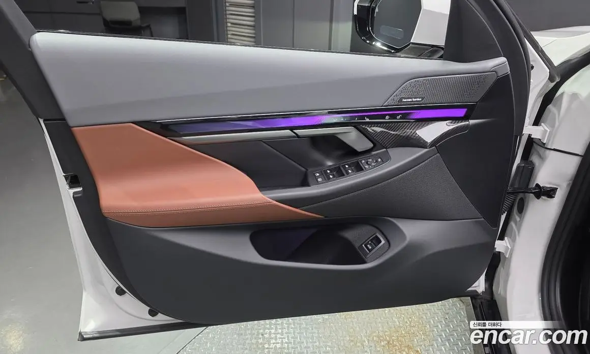 BMW 5 серия 2025 2.0 автомат (гидро), фото 13