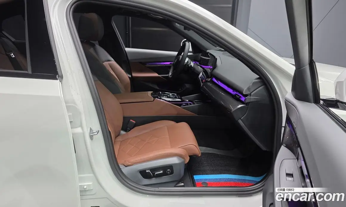 BMW 5 серия 2025 2.0 автомат (гидро), фото 16