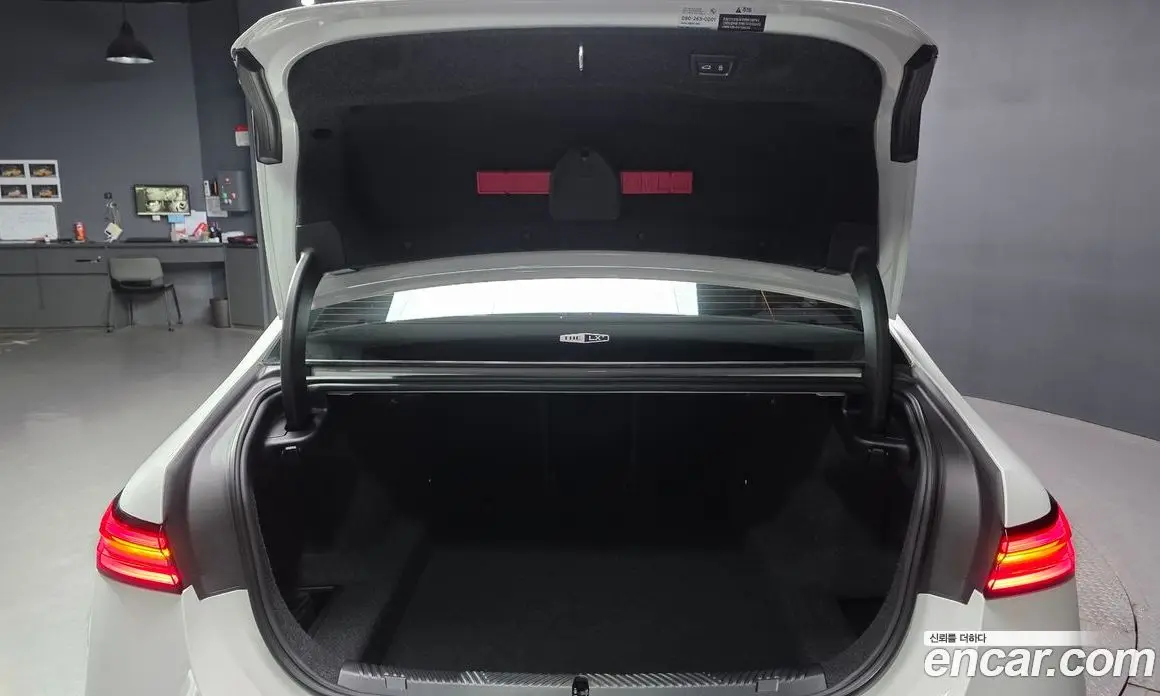 BMW 5 серия 2025 2.0 автомат (гидро), фото 25