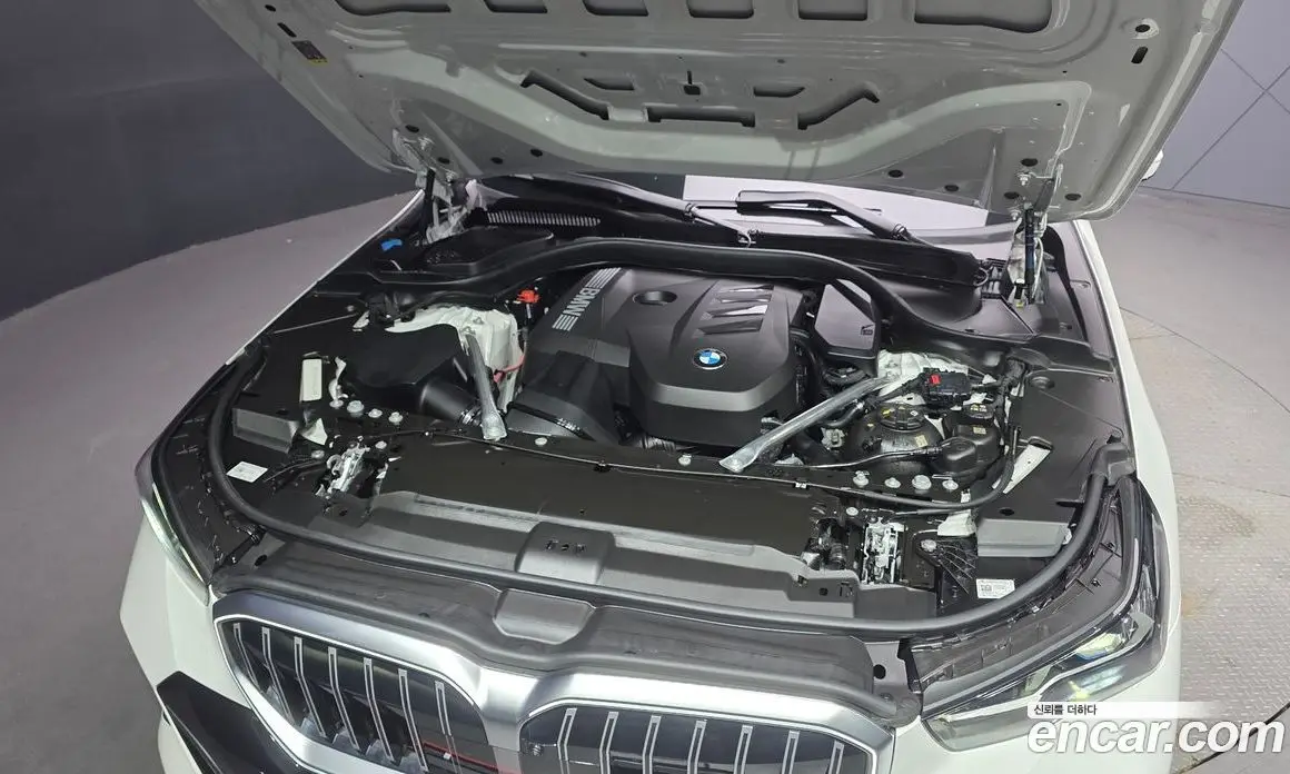 BMW 5 серия 2025 2.0 автомат (гидро), фото 5