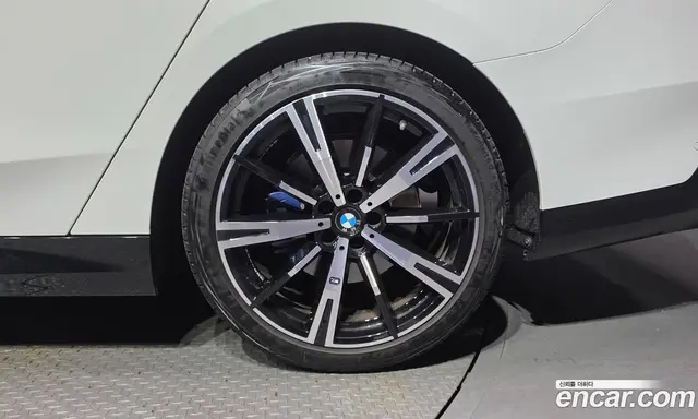 BMW 5 серия 2025 2.0 автомат (гидро), миниатюра 6