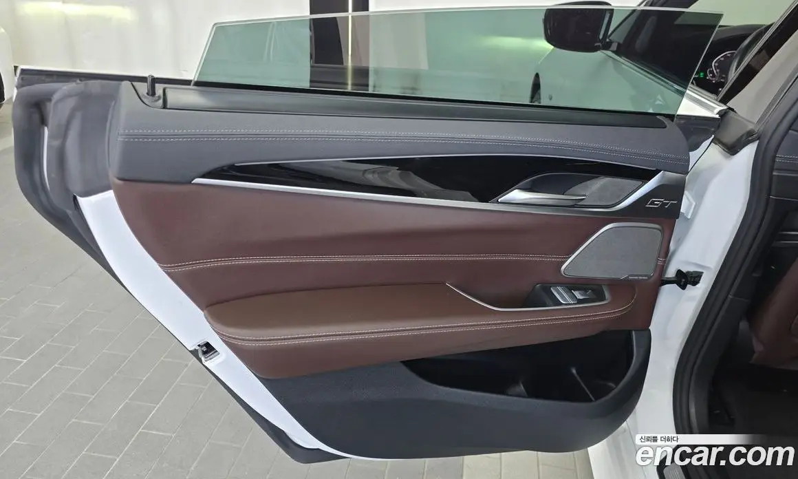 BMW 6 серия 2023 3.0 автомат (гидро), фото 15