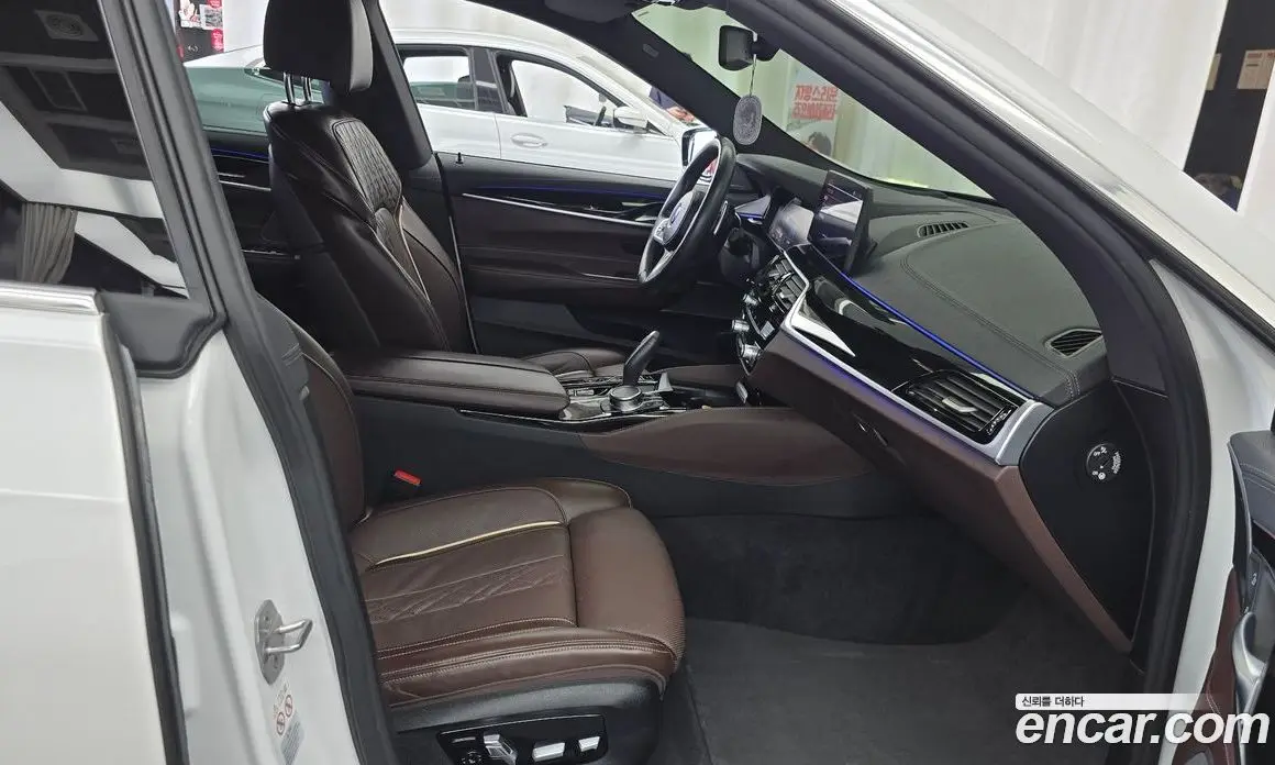 BMW 6 серия 2023 3.0 автомат (гидро), фото 16