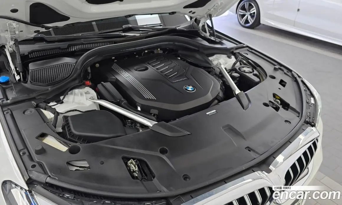 BMW 6 серия 2023 3.0 автомат (гидро), фото 6