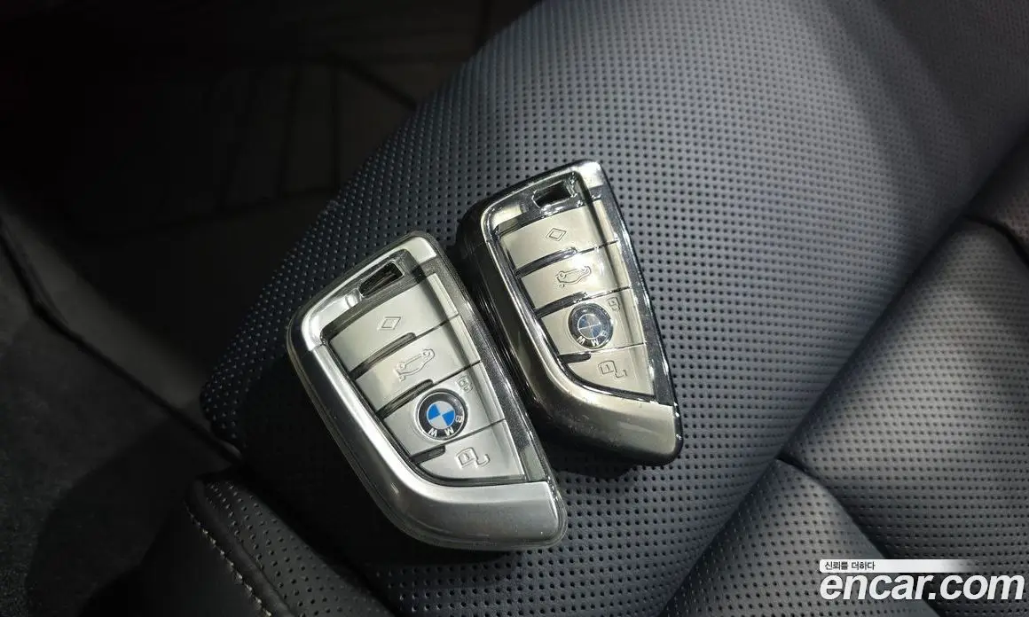 BMW 8 серия 2025 4.4 автомат (гидро), фото 22