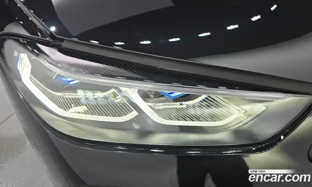 BMW 8 серия 2025 4.4 автомат (гидро), миниатюра 8