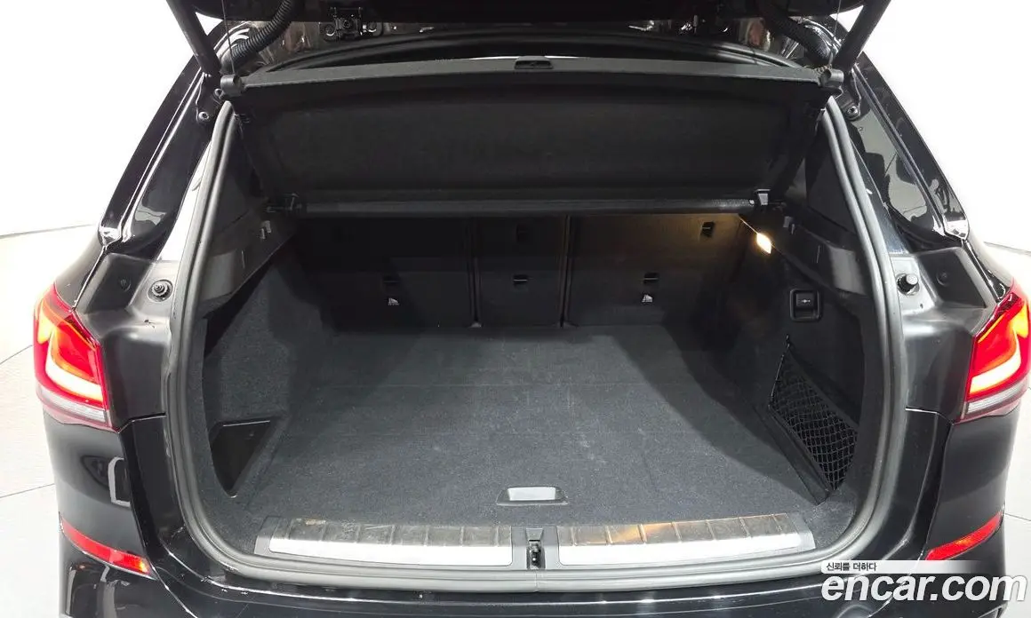 BMW X1 2022 2.0 автомат (гидро), фото 19