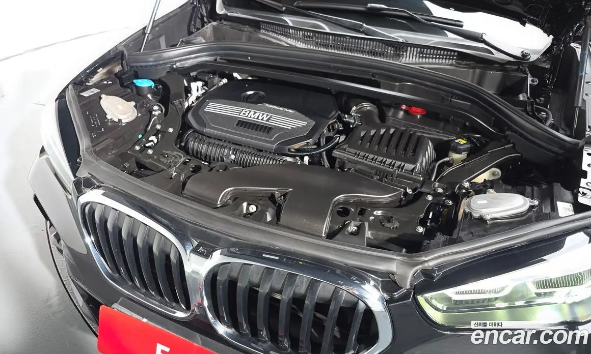 BMW X1 2022 2.0 автомат (гидро), фото 5