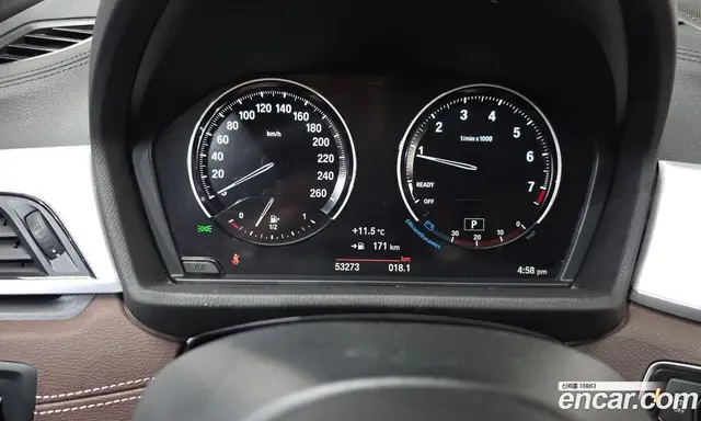 BMW X1 2022 2.0 автомат (гидро), миниатюра 7