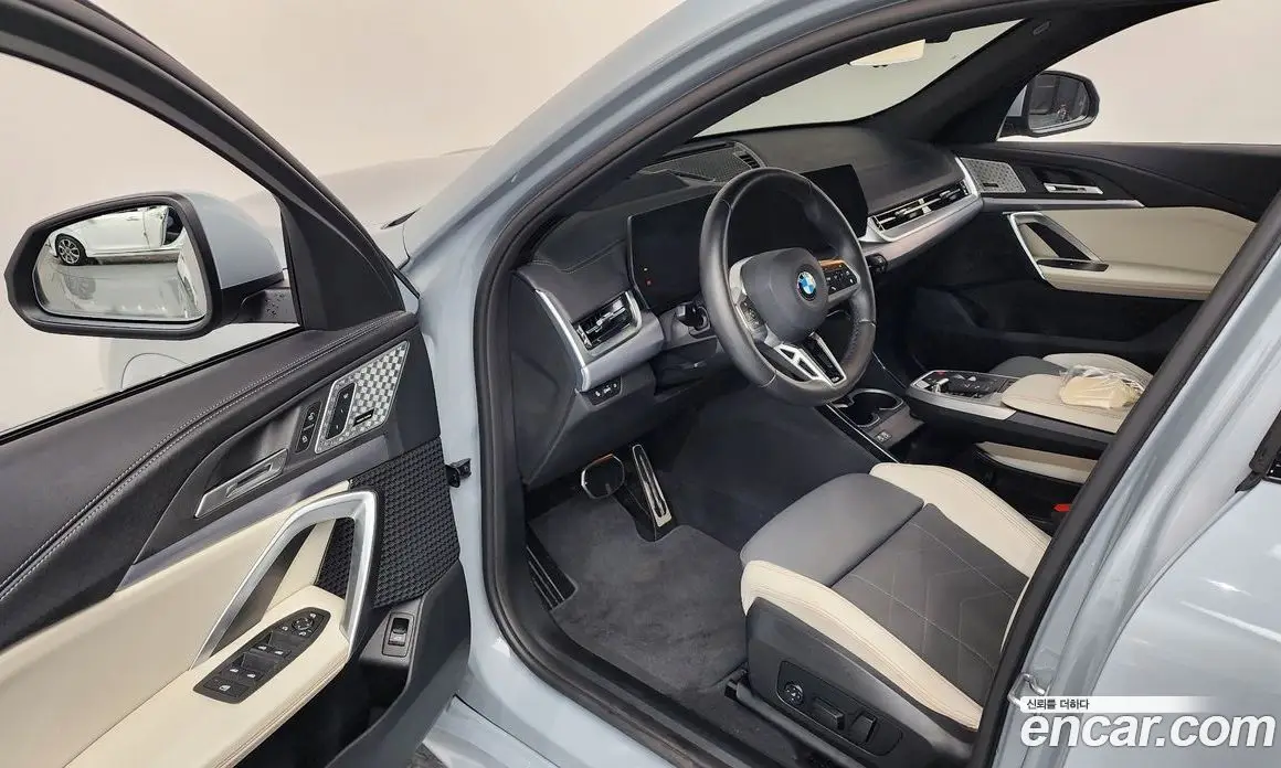 BMW X2 2025 2.0 автомат (гидро), фото 13