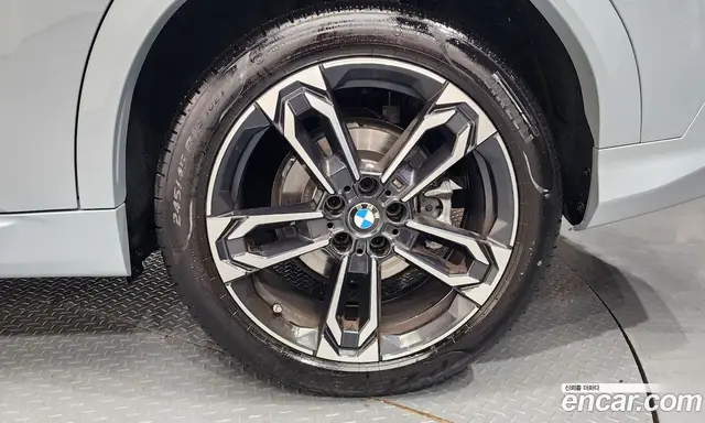 BMW X2 2025 2.0 автомат (гидро), миниатюра 7
