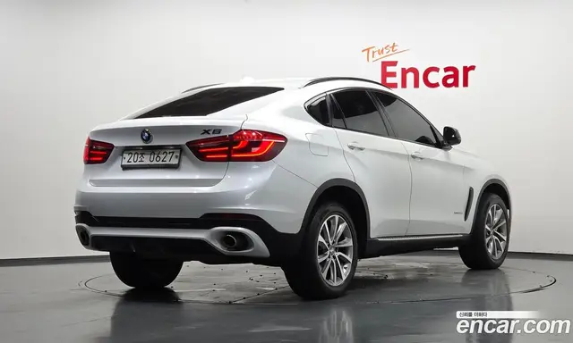 BMW X6 2016 3.0 автомат (гидро), миниатюра 2