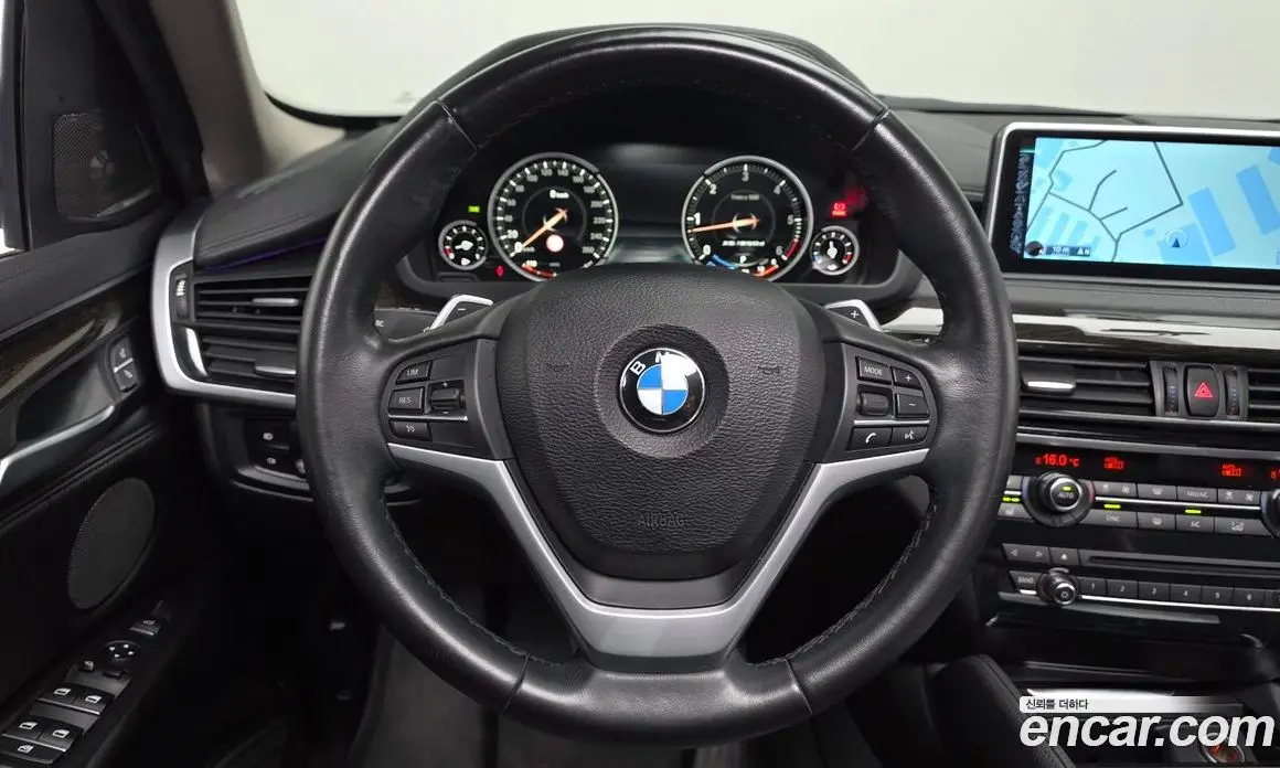 BMW X6 2016 3.0 автомат (гидро), фото 13