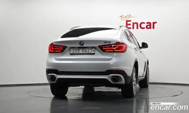 BMW X6 2016 3.0 автомат (гидро), миниатюра 4
