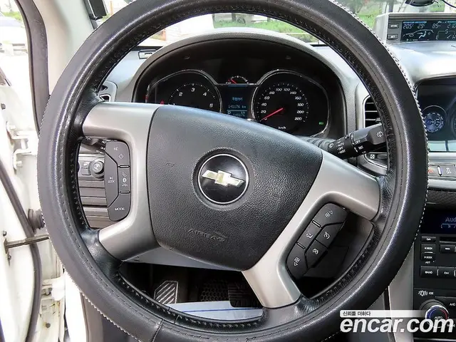 Chevrolet Captiva 2015 2.0 автомат (гидро), миниатюра 8