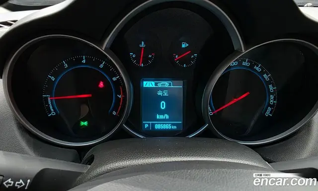 Chevrolet Cruze 2012 1.8 автомат (гидро), миниатюра 8