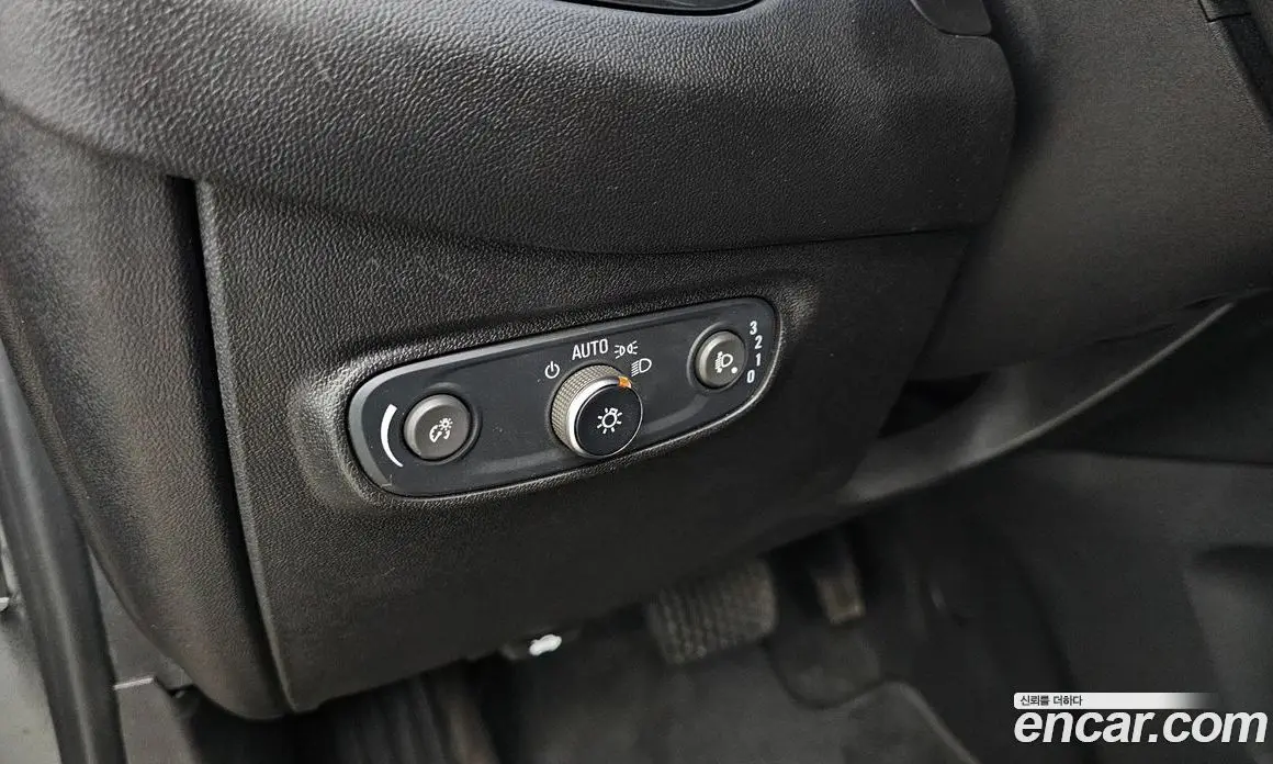 Chevrolet Equinox 2019 1.6 автомат (гидро), фото 25