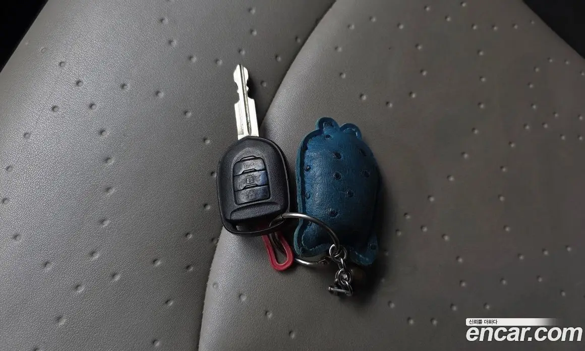 Chevrolet Spark 2011 1.0 автомат (гидро), фото 16