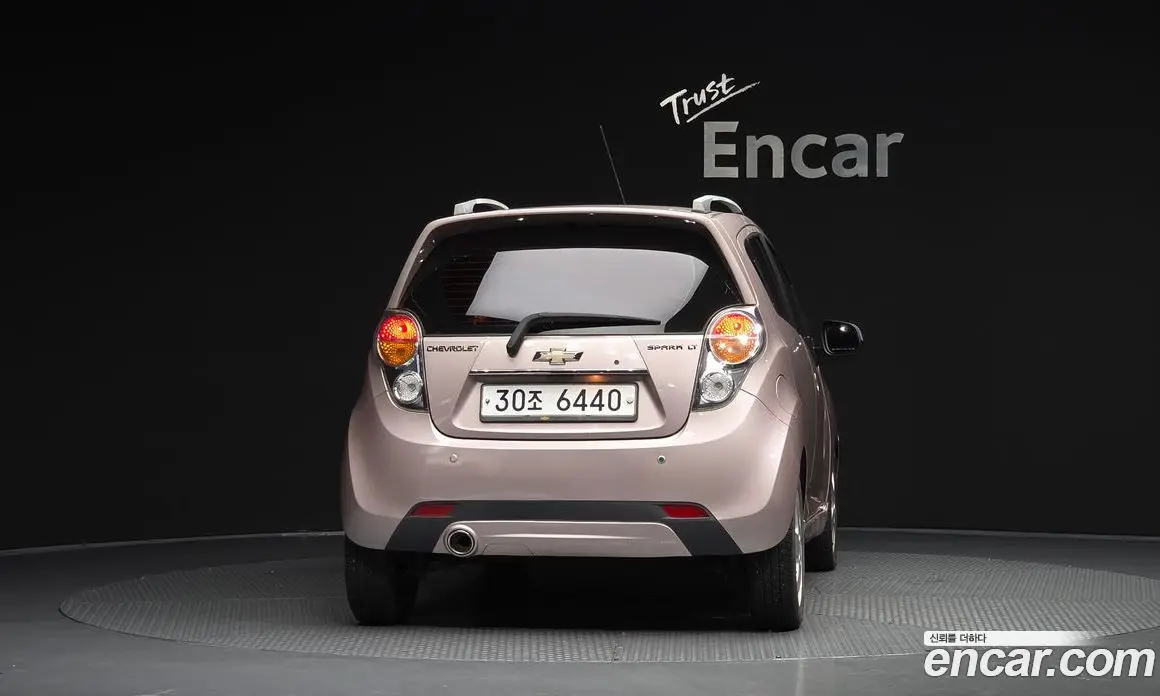 Chevrolet Spark 2011 1.0 автомат (гидро), фото 4
