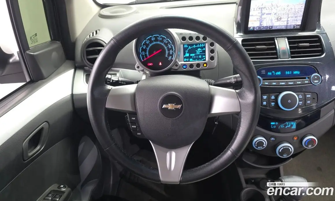 Chevrolet Spark 2011 1.0 автомат (гидро), фото 19