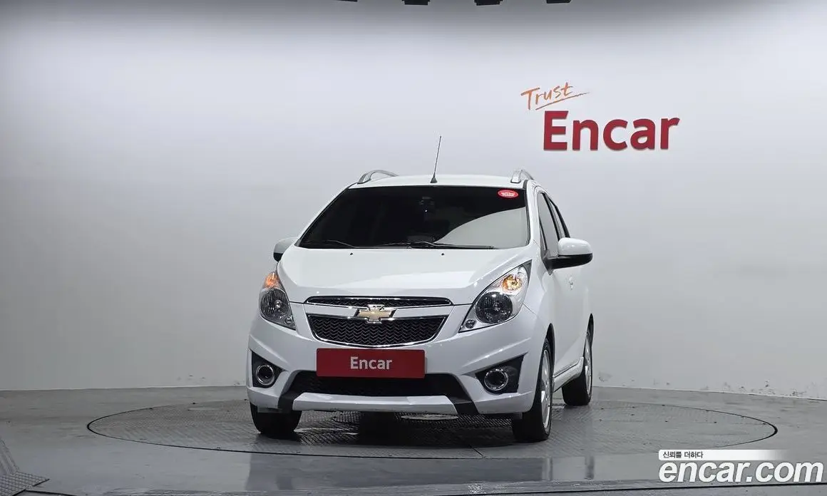 Chevrolet Spark 2011 1.0 автомат (гидро), фото 3