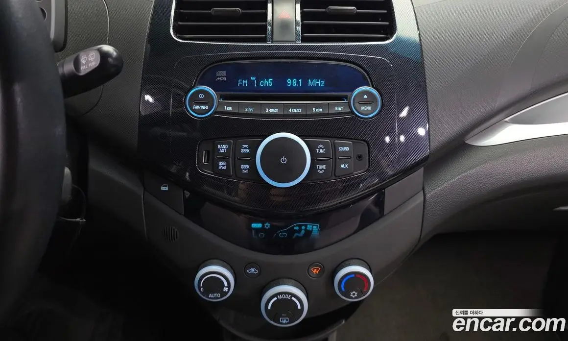 Chevrolet Spark 2011 1.0 автомат (гидро), фото 22