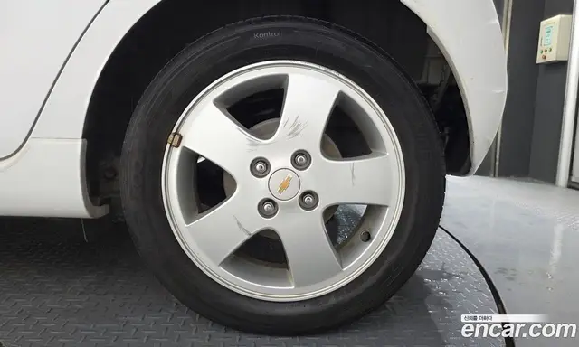 Chevrolet Spark 2011 1.0 автомат (гидро), миниатюра 7