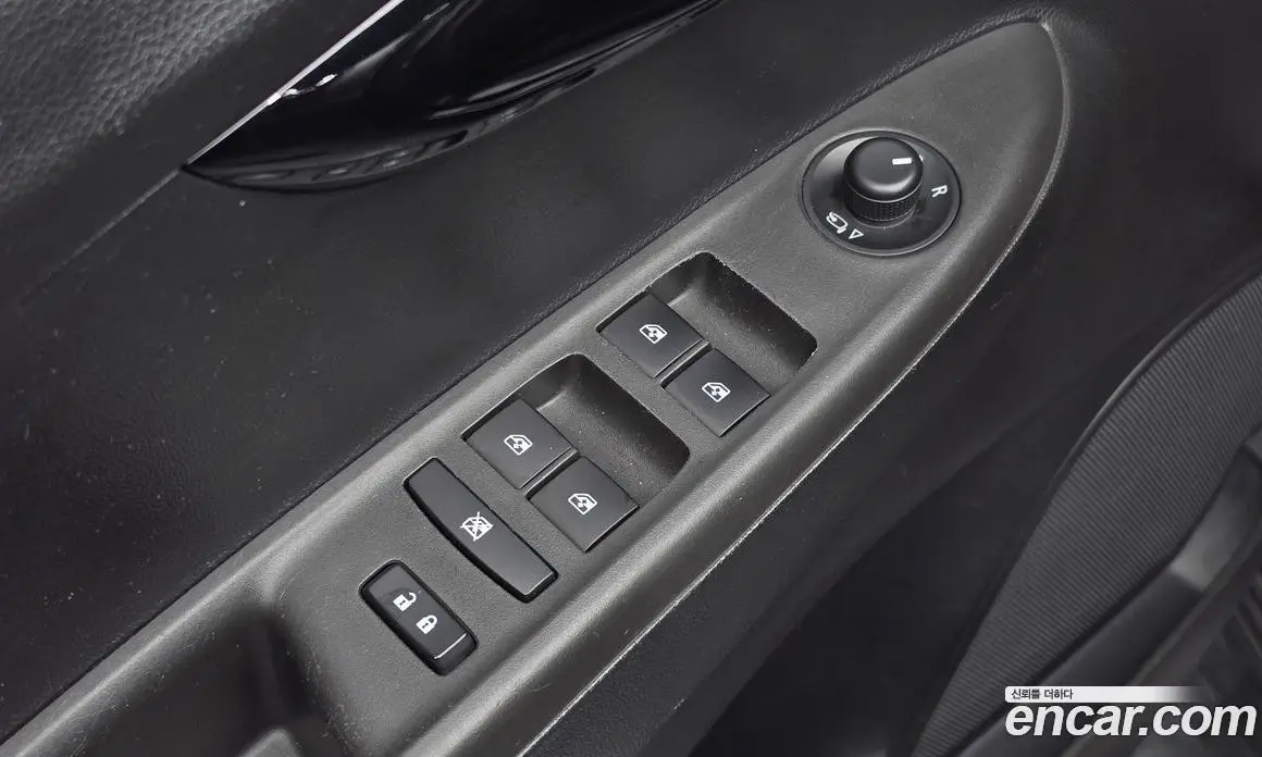 Chevrolet Spark 2015 1.0 автомат (гидро), фото 17