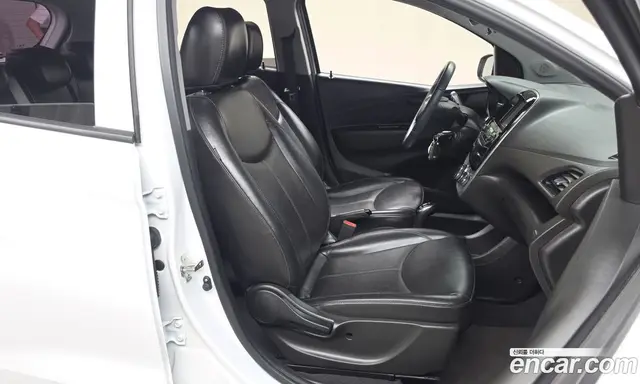 Chevrolet Spark 2016 1.0 автомат (гидро), миниатюра 12