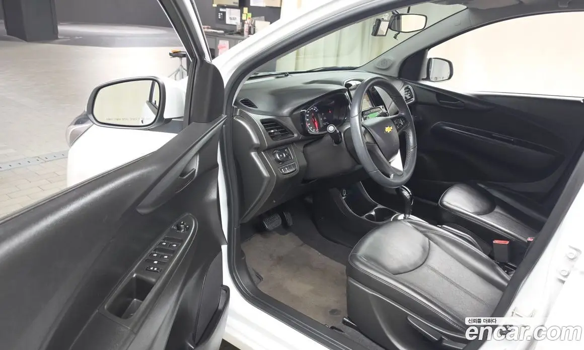 Chevrolet Spark 2016 1.0 автомат (гидро), фото 10