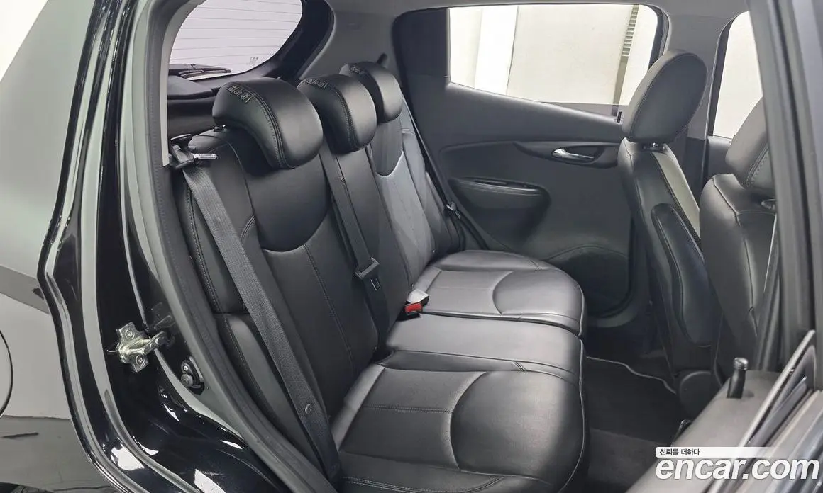 Chevrolet Spark 2016 1.0 автомат (гидро), фото 17