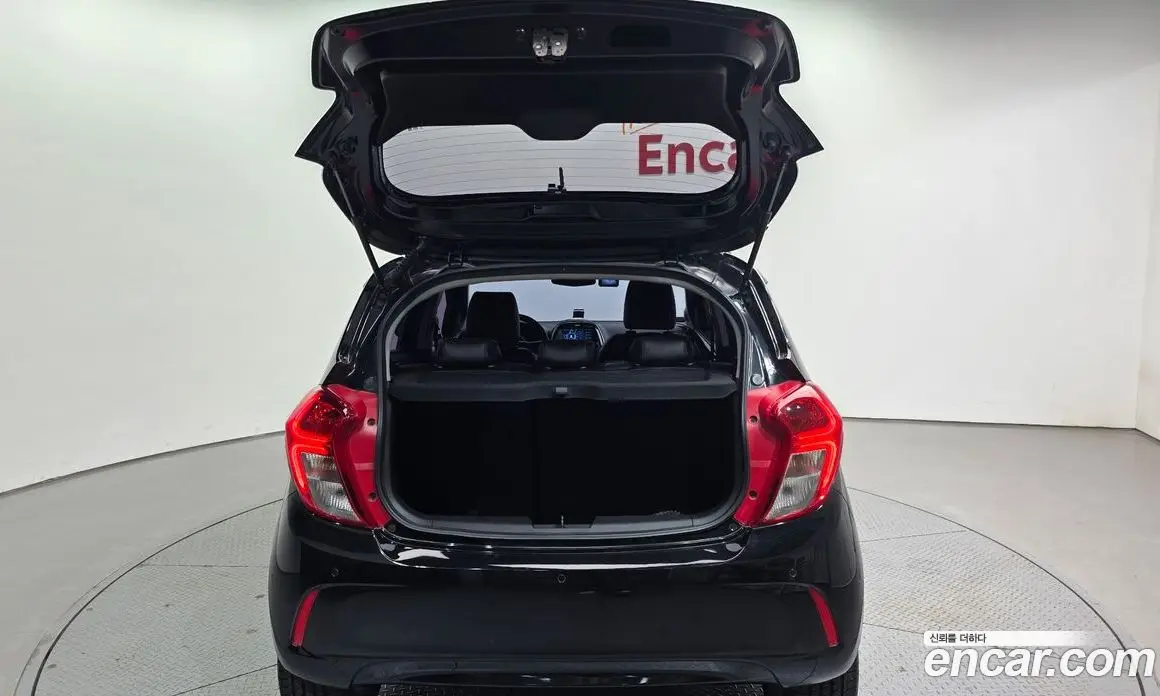 Chevrolet Spark 2016 1.0 автомат (гидро), фото 32