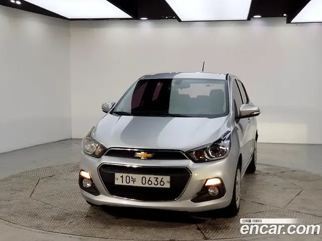 Chevrolet Spark 2016 1.0 автомат (гидро), миниатюра 2