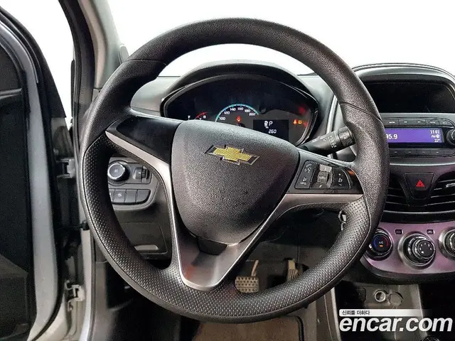 Chevrolet Spark 2016 1.0 автомат (гидро), миниатюра 12