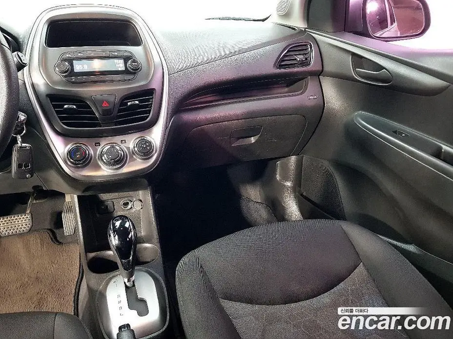 Chevrolet Spark 2016 1.0 автомат (гидро), фото 9