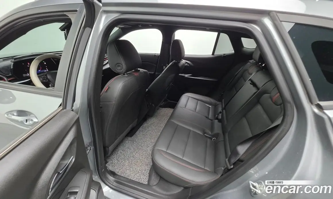 Chevrolet Trax 2023 1.2 автомат (гидро), фото 16