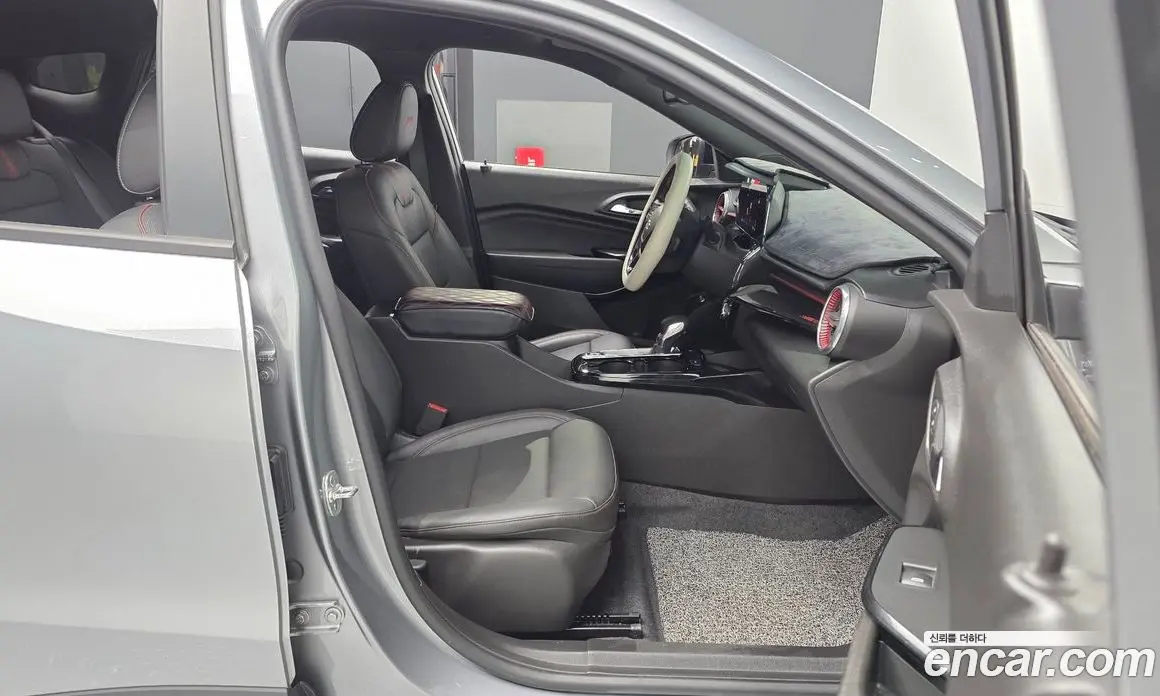 Chevrolet Trax 2023 1.2 автомат (гидро), фото 17