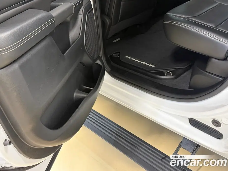 Dodge Ram Pick Up 2019 5.7 автомат (гидро), фото 15