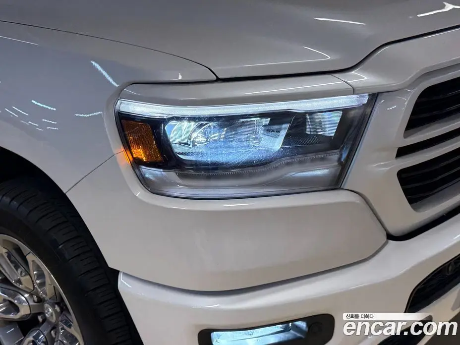 Dodge Ram Pick Up 2019 5.7 автомат (гидро), фото 3