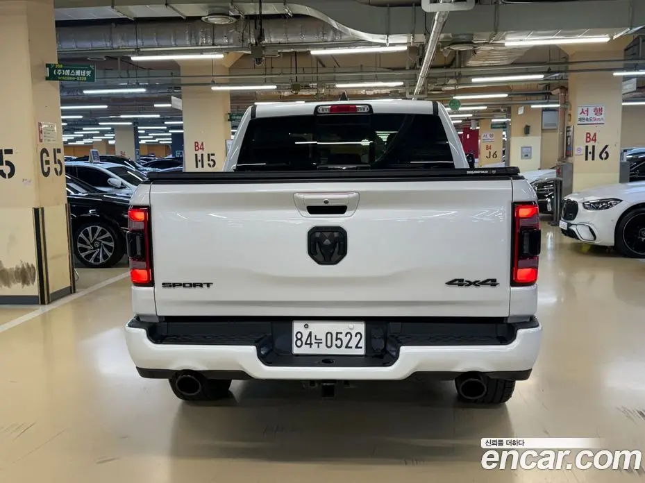 Dodge Ram Pick Up 2019 5.7 автомат (гидро), фото 6