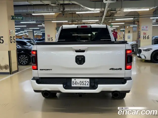 Dodge Ram Pick Up 2019 5.7 автомат (гидро), миниатюра 6