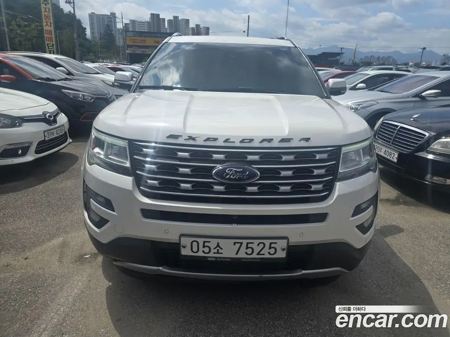 Ford Explorer 2017 2.3 автомат (гидро), фото 3