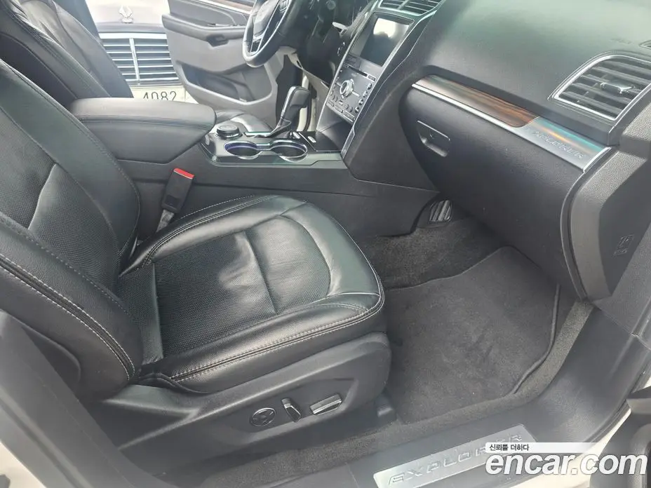 Ford Explorer 2017 2.3 автомат (гидро), фото 7