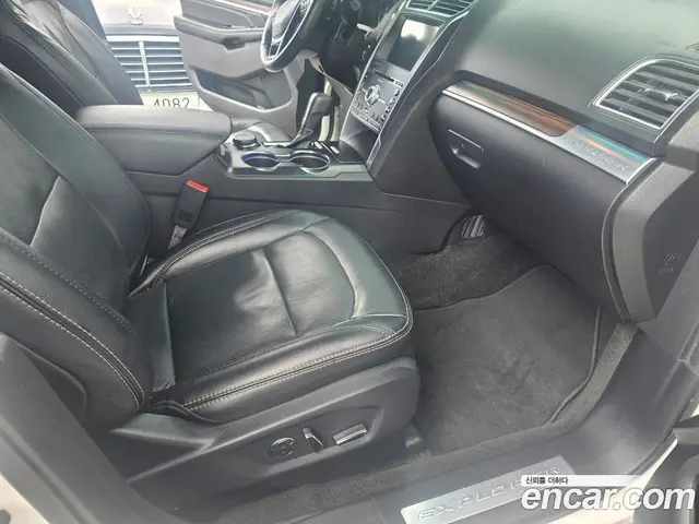 Ford Explorer 2017 2.3 автомат (гидро), миниатюра 7