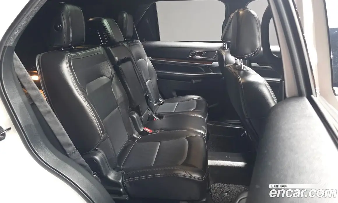 Ford Explorer 2018 2.3 автомат (гидро), фото 11