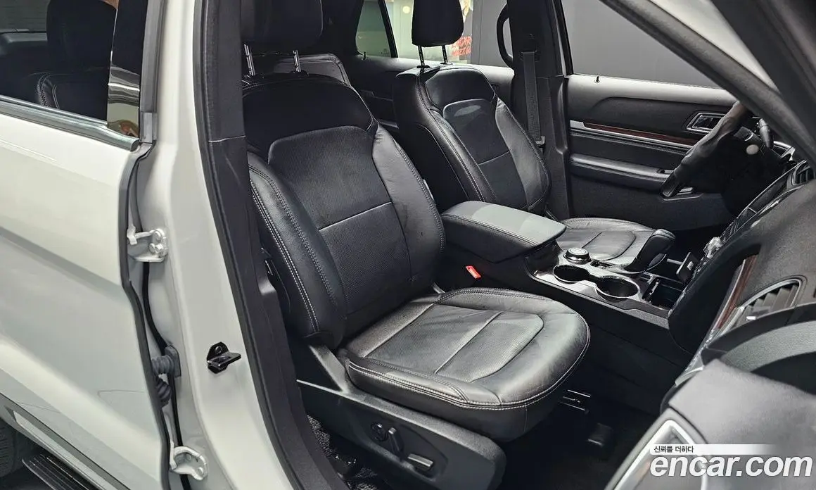 Ford Explorer 2019 2.3 автомат (гидро), фото 11